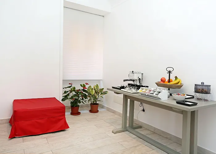 Houspitality Nero Roma
