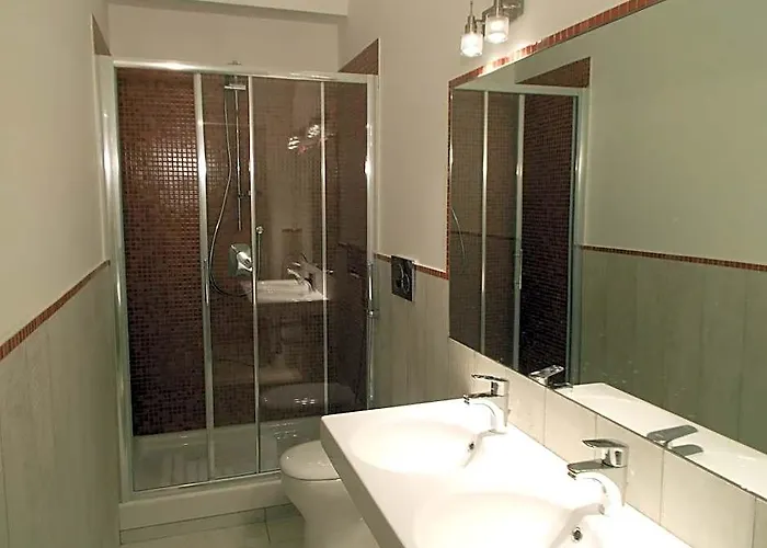 Houspitality Nero Roma