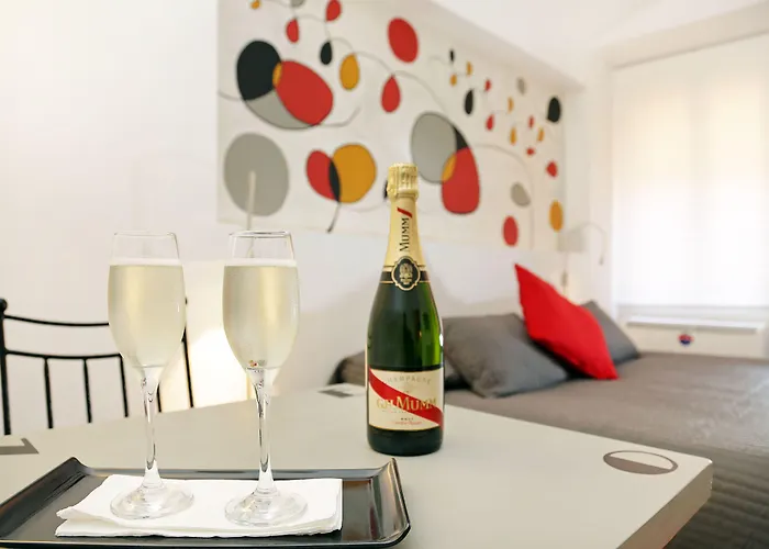 Nocleg ze śniadaniem Houspitality Nero 3*